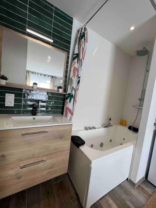Cosy L'eclipse Balneo