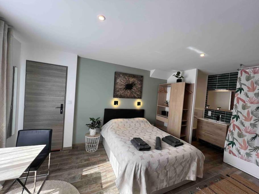 Cosy L'eclipse Balneo Apartment